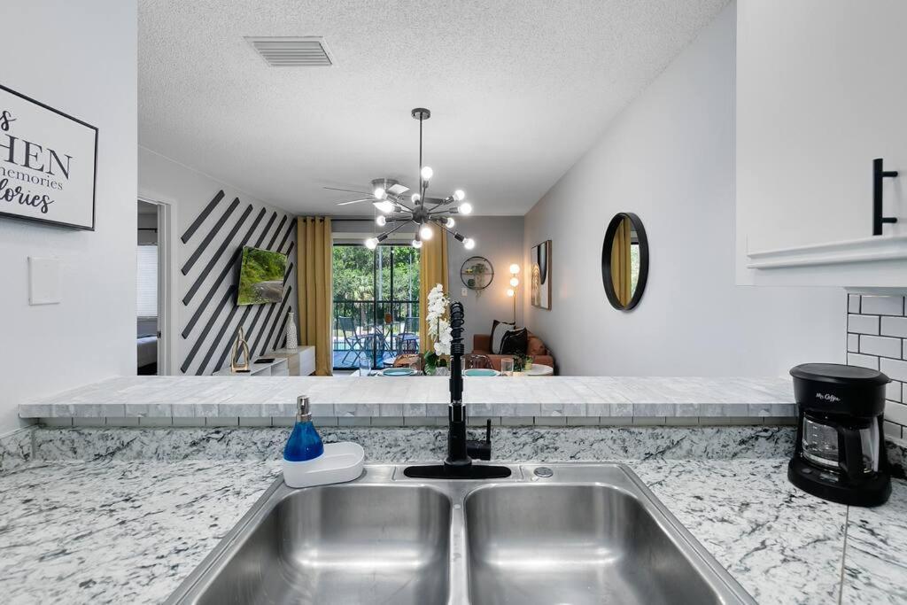 Oasis 203 - Symmetry & Serenity Titusville Esterno foto